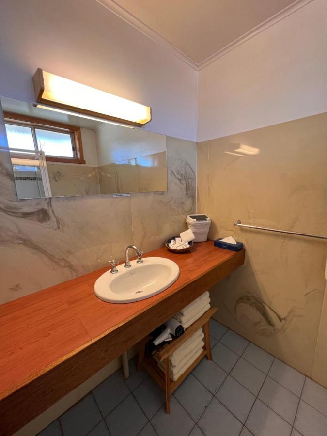 Sturt Motel בלראנלד מראה חיצוני תמונה