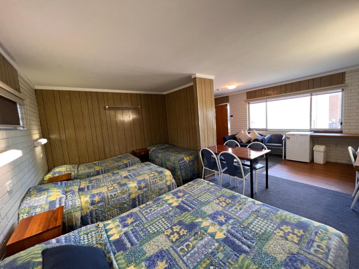 Sturt Motel בלראנלד מראה חיצוני תמונה